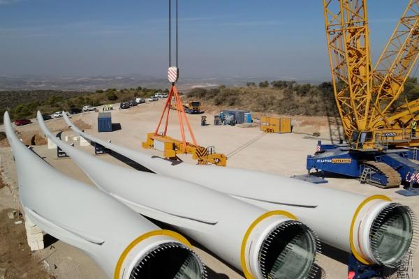 Iberdrola y FCC lanzan EnergyLOOP para liderar el reciclaje de palas de aerogeneradores